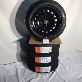 KIT CERCHI E GOMME MOMO PER OPEL CORSA DA 15 POLLICI