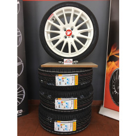 KIT CERCHI IN LEGA E GOMME 500 ABARTH DA 17 POLLICI COLORE BIANCO